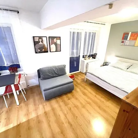 Charming Studio In The Old Town * Pozsony